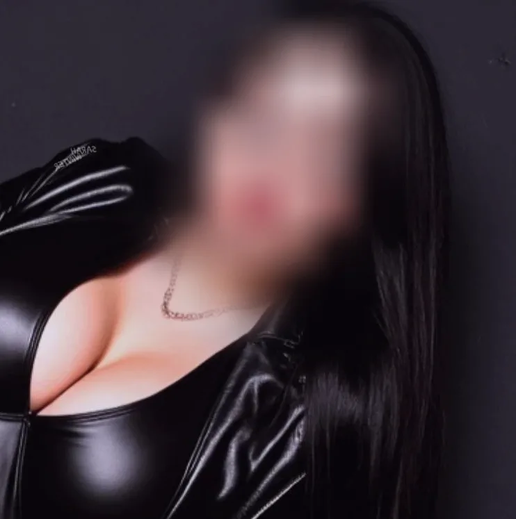 Ayse, 37