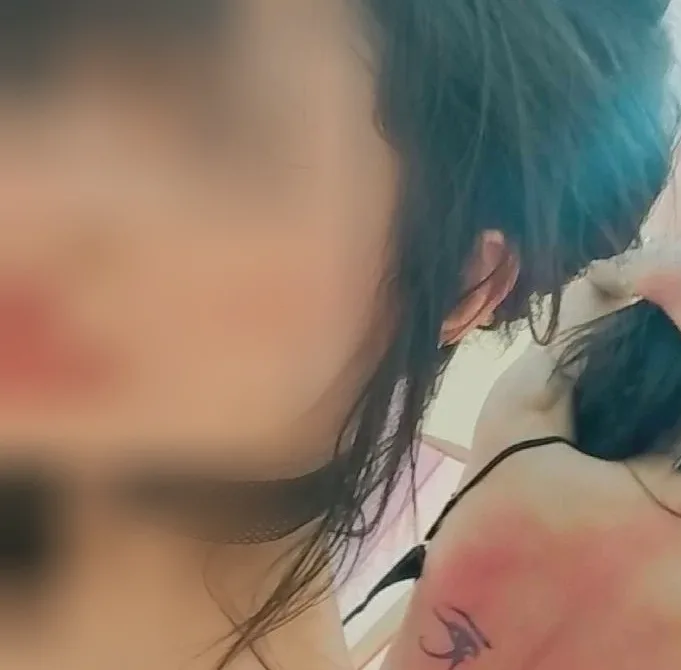 Stefanie, 25
